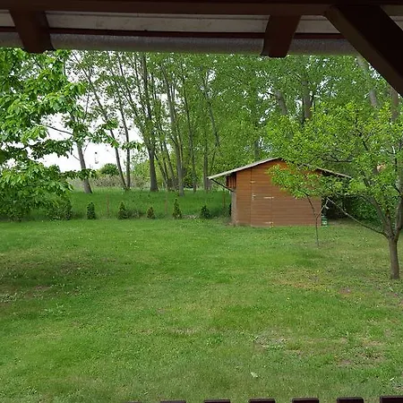 Facankert Apartmanhaz Apartament Tiszafüred